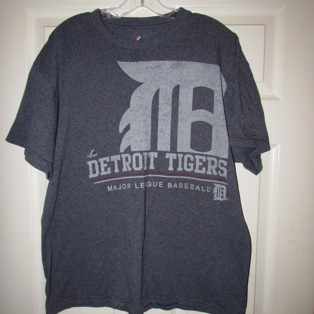 DETROIT TIGERS Large Tee T-Shirt Majestic Gray MLB